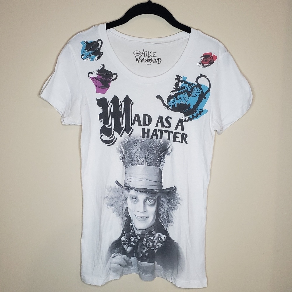 Disney's Alice in Wonderland tee